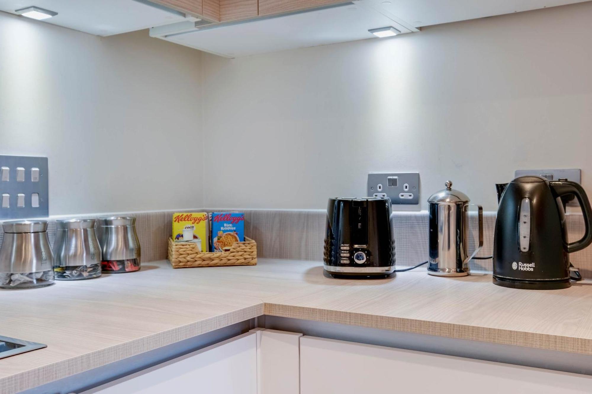 Alder House Serviced Apartment Maidenhead By 360Stays Luaran gambar